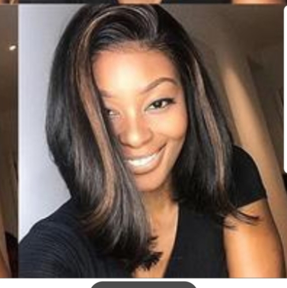 I'm selling 3 wigs that's in  the pictures . - Picture 2 of 4